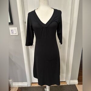 Eddie Bauer Black Pull on First Ascent  Dress M